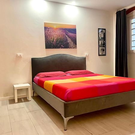 New Apartment 2 Minute From The Port 利沃诺 外观 照片