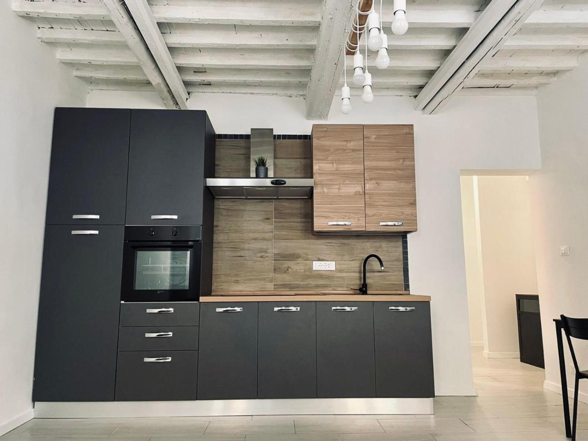New Apartment 2 Minute From The Port 利沃诺 外观 照片